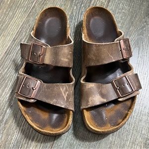 Size 41 leather Birkenstocks Arizona brown